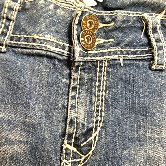 Distressed Stretch Jeans {BONGO}, 12/13 - Picture 5 of 6